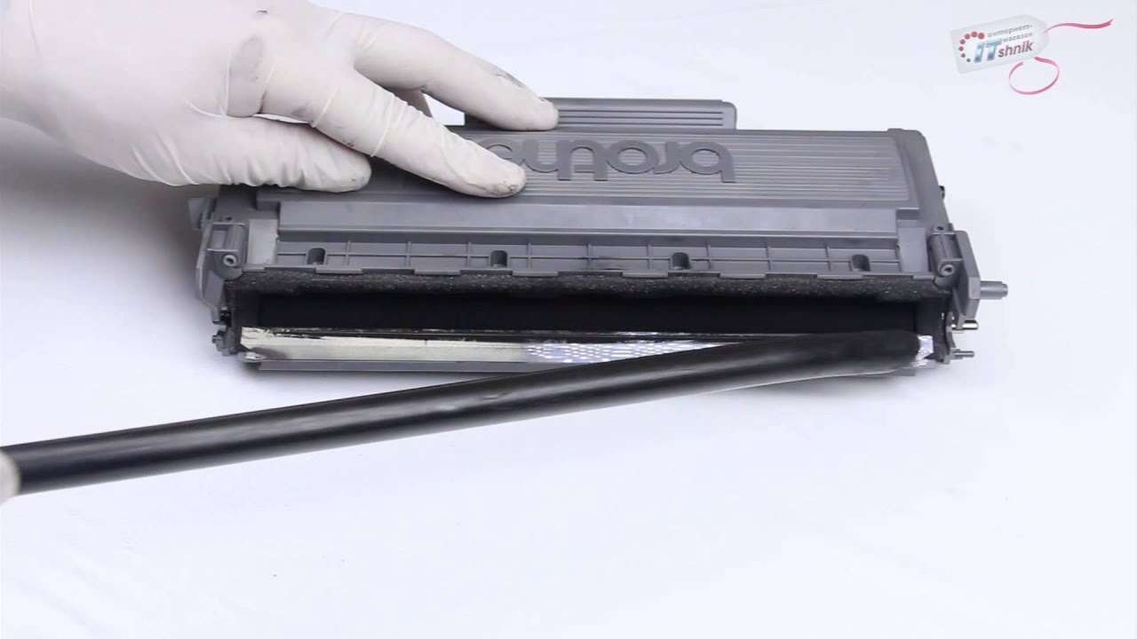 МФУ лазерное Brother MFC-L2700DNR