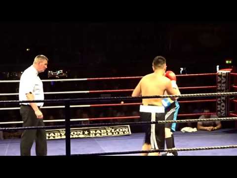 MAH01770  Edwin Junior vs Alexander Paulov R3