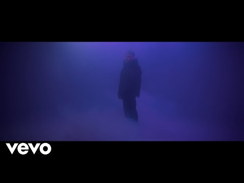 Almacor, BlueFire - Bailando y Bebiendo (Lyric Video)