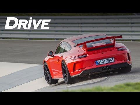 Back to school: Porsche Sport Driving School [English subs]