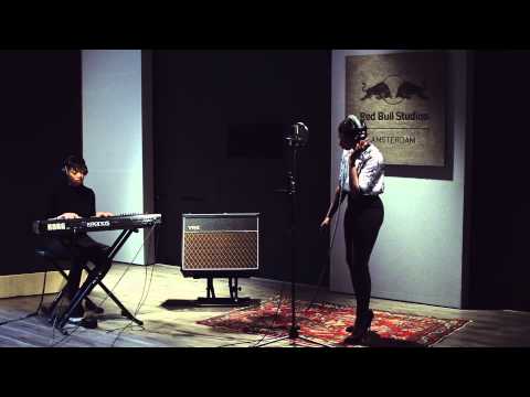 Transits (Stripped Version) - Bonobo ft Szjerdene