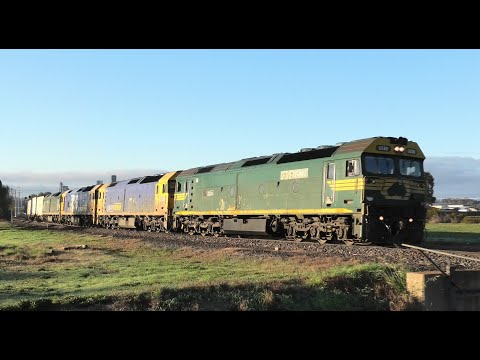 G520-540-BL30-G539 on 7901V at Dunolly Jct.  13.09.25.