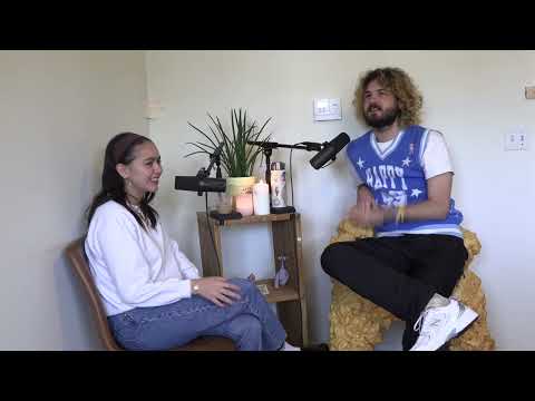 Emergency Intercom - Episode 72 (disturbing flight stories)