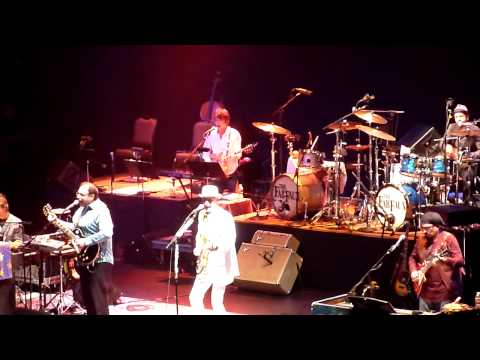 The Fab Faux - Dear Prudence 10-6-12 Beacon Theater, NYC