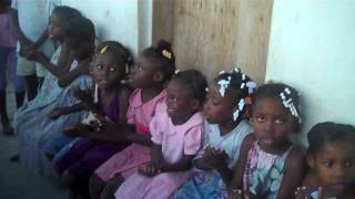 preview picture of video 'Orphanage in Anse-a-Galets'