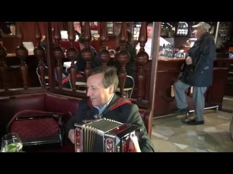 Branko in Matej Mešl & Brane Klavžar & Janez Dolenc-Na svetu lepše rož'ce ni (v živo)