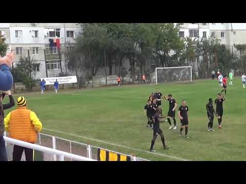 Husana Husi 0-4 CSM CEAHLAUL