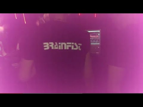 BRAINFIST @ BARZAR [ TOTALLY MASSACRE ]