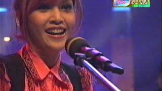 Download lagu DEWA 19 Ft Ratu   Kita Tidak Sedang Bercinta mp3