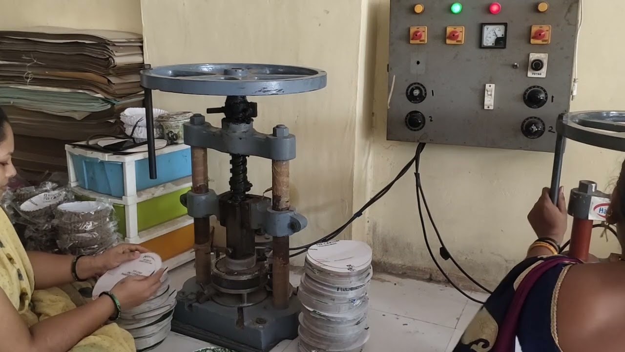 Watch video Manual Paper Plate machine (Mumbai) Now Manual Paper Plate machine (Mumbai)