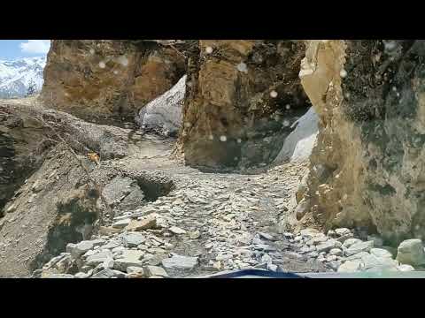 Dangerous Samar Bhir stretch, on the way to Lo Manthang, Mustang