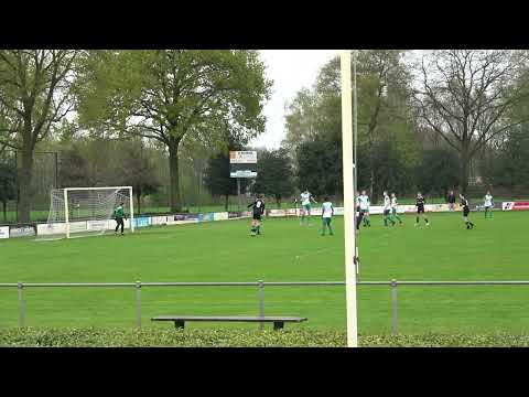 16 RKDSV JO17-1 ; Geldrop JO17-2 3 ; 4 22-4-2023 C0054