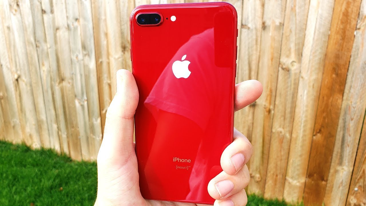 iPhone 8 Plus 1 Year Later Honest Experience!