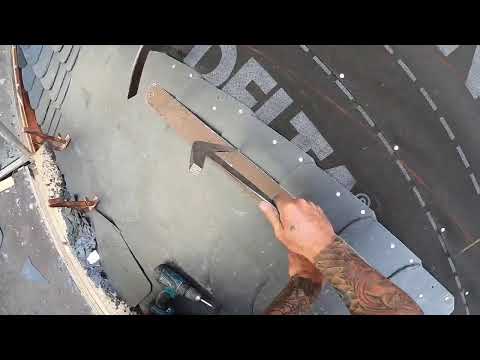 Fuß ansetzen und Schieferkehle ansetzen - Live vom Schieferdach in Berlin