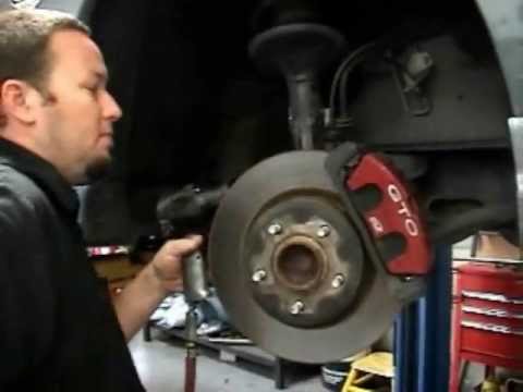 How to Install KONI Struts, Inserts & Eibach Lowering Springs - 2005 Pontiac GTO
