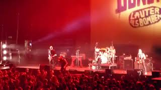 Donots - We&#39;re Not Gonna Take It live @ ISS Dome Düsseldorf 01.12.2017