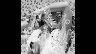 björk: The Boho Dance