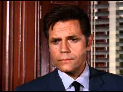 Hawaii Five-O S01E02 Strangers In Our Own Land