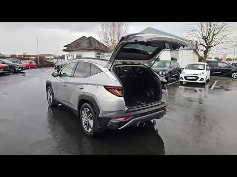 Hyundai Tucson 2WD Executive Plus - Image 2