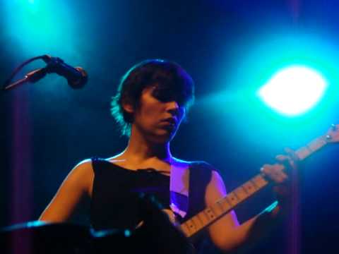 3/3 Kaki King "Gouge Both Your Eyes Out (But Eat Only One)" live @ El Rey 5/22/10