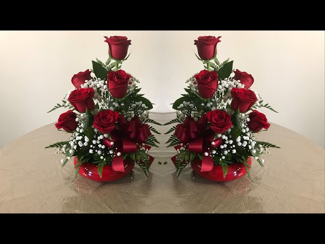 Vídeo relacionado con PIQIUQIU Rosas de plástico con Base, Regalo de Flores Artificiales para Mujer Novia Esposa Madre Hija en San Valentín, Día de la Madre