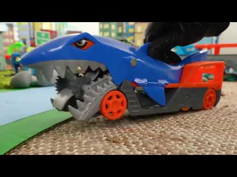 Mattel Hot Wheels „Ryklys transporteris“ video