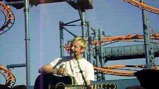 Evan Taubenfeld at the Metro Station concert