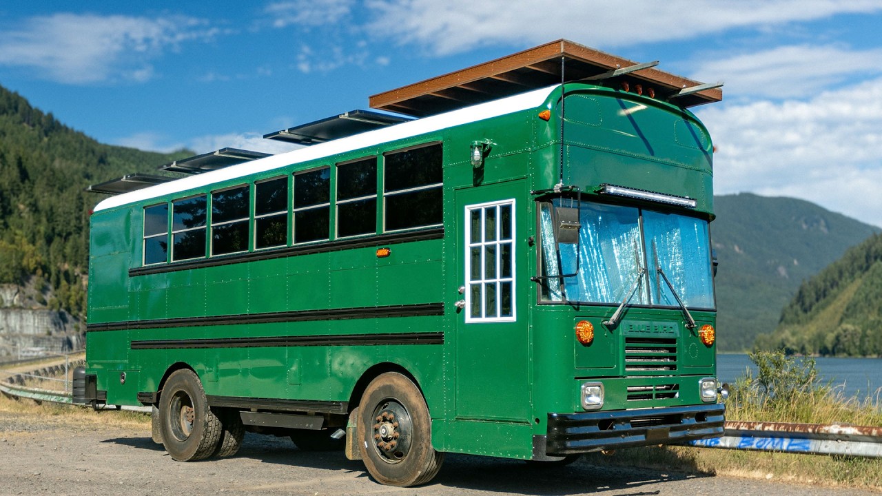This Immaculate Skoolie Is One of the Most Beautiful Tiny Homes on ...