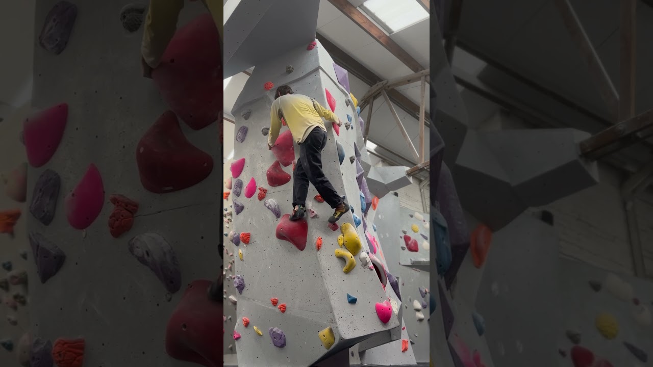 The fall. #bouldering #rockclimbinggym #rockclimbing #indoorclimbing #climbing #gym #climb #fall