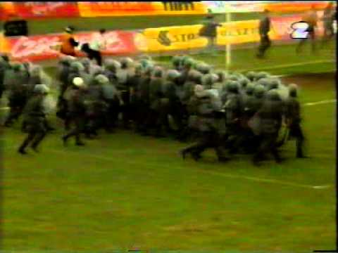 Polonia - Legia Warszawa. Płonące derby 1997