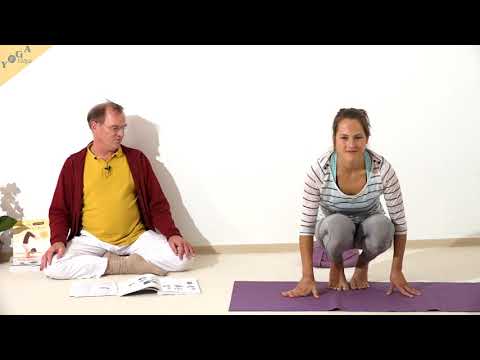 Zehenspitzenstellung mit überkreuzten Oberschenkeln - Yoga Asana Lexikon