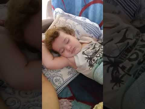 neném cochilando #anapolisgoias #caminhoparaumavidamelhor #deustemumapalavrapravoce