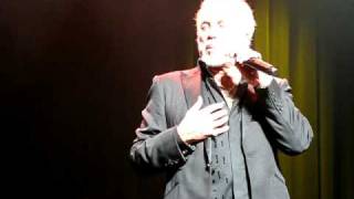 Tom Jones - Club Nokia 3.6.09 &quot;200 Pounds of Heavenly Joy&quot;