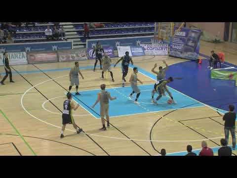 ENERDRINK UDEA  líder sin conocer la derrota en casa