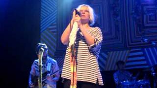 Sia - "Oh Father (Madonna cover)" (House of Blues San Diego 04/19/10)