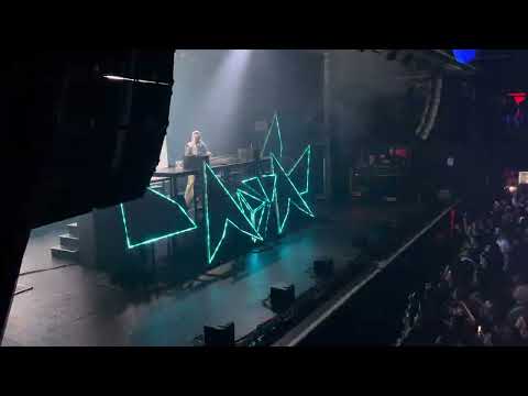 Alan Walker, Steve Aoki, Sofiloud - Welcome To Lonely Club (Live at Barcelona) (4K)