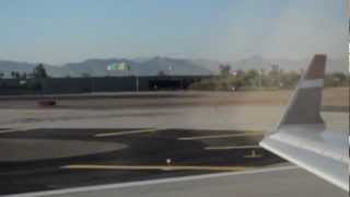 preview picture of video 'US Airways Express CRJ900 Take off - PHX to BUR'
