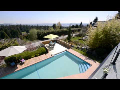 695 King Georges Way For Sale by Edith Chan