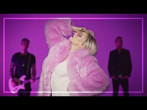 Antonova - ANTONOVA - Nevšední (Official Music Video) ft. Smrtislav