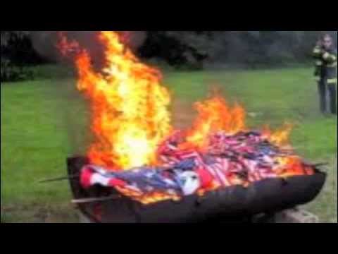 Les Thugs - Burn all the Flags