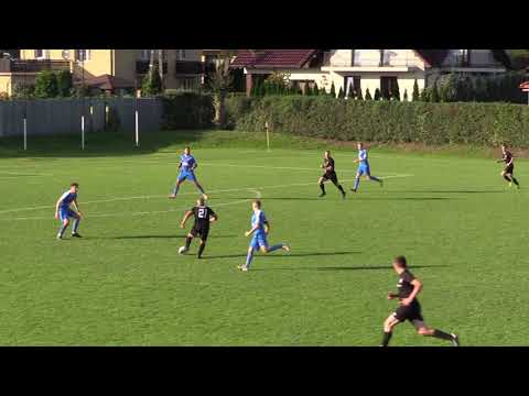 Z serii "bramka - stadiony świata" - Łukasz Lampart