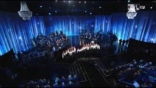 Andrea Bocelli with Noa, Matteo Bocelli, Virginia Bocelli - Sorridi amore vai.