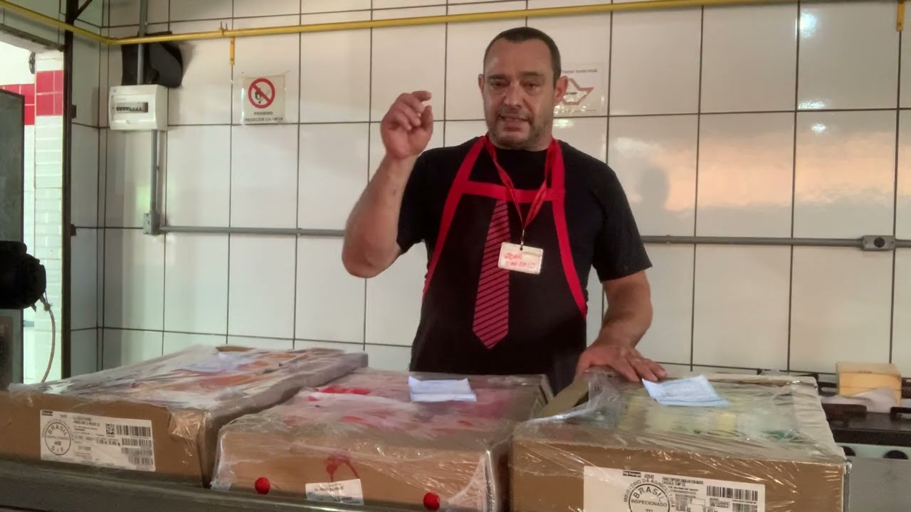 Watch Now Frango para assar e vender como escolher Frango para assar e vender como escolher
