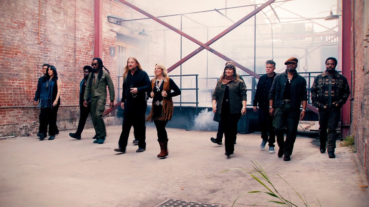 Tedeschi Trucks Band - I Got You (Official Music Video) - YouTube