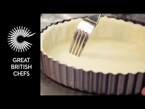 How to prepare a sweet pastry tart case