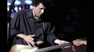 YO LA TENGO LIVE! &quot;LITTLE EYES&quot;