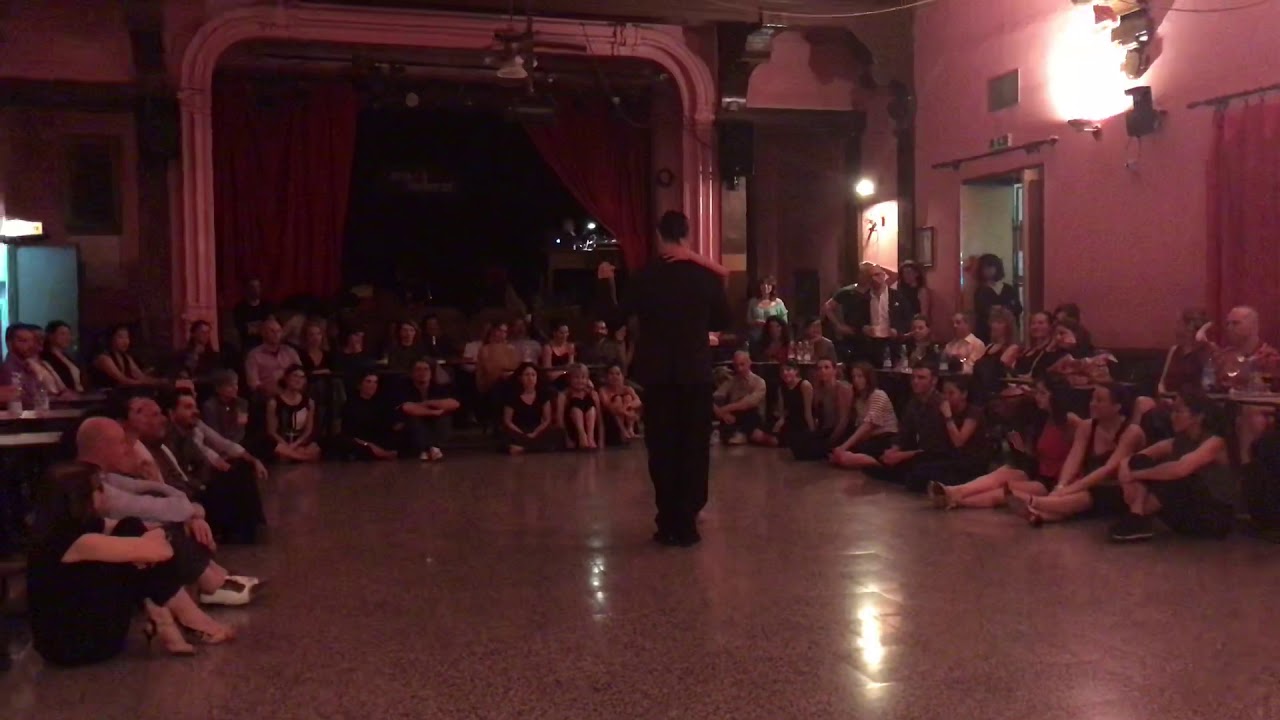 Luciana Muzio e Carlo Feller- Tango 2/4- J.D’Arienzo: “Yunta brava.”