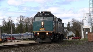 preview picture of video 'The Canadian at Washago (10MAY2014)'