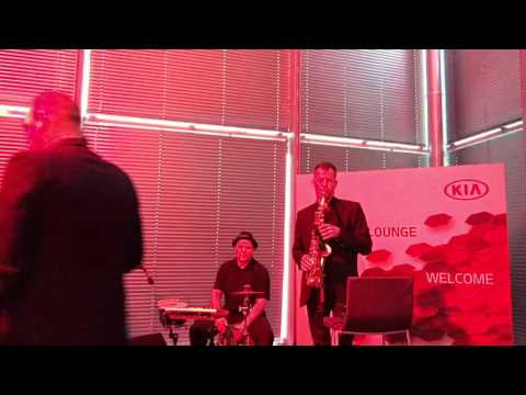 SAX & Percussion live ! Prince Alec & Yogi Jockusch