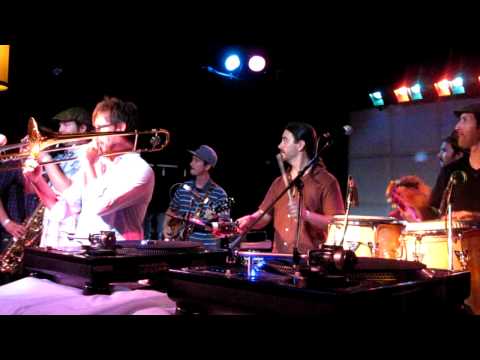 Fela Kuti- Jungle Fire Live at The Echo performing Comencemos aka  Fela's "Let's Start"